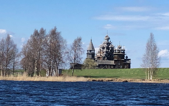 Тур «Сокровища Карелии с посещением острова Кижи»