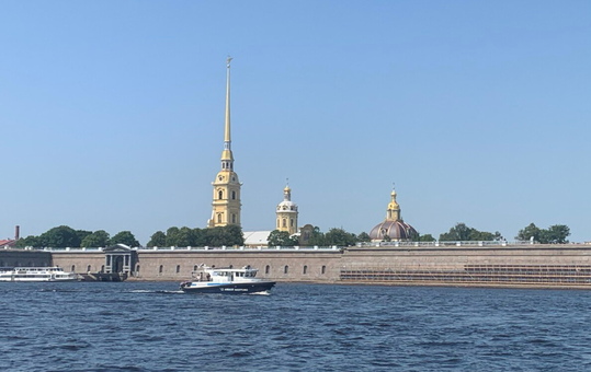 Тур «Классический Петербург и Карелия: Рускеала + Ладожские шхеры»